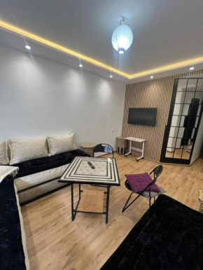 Appartement Meublé à Proximité des Endroits Clés avec arrivée autonome 24h sur 24h